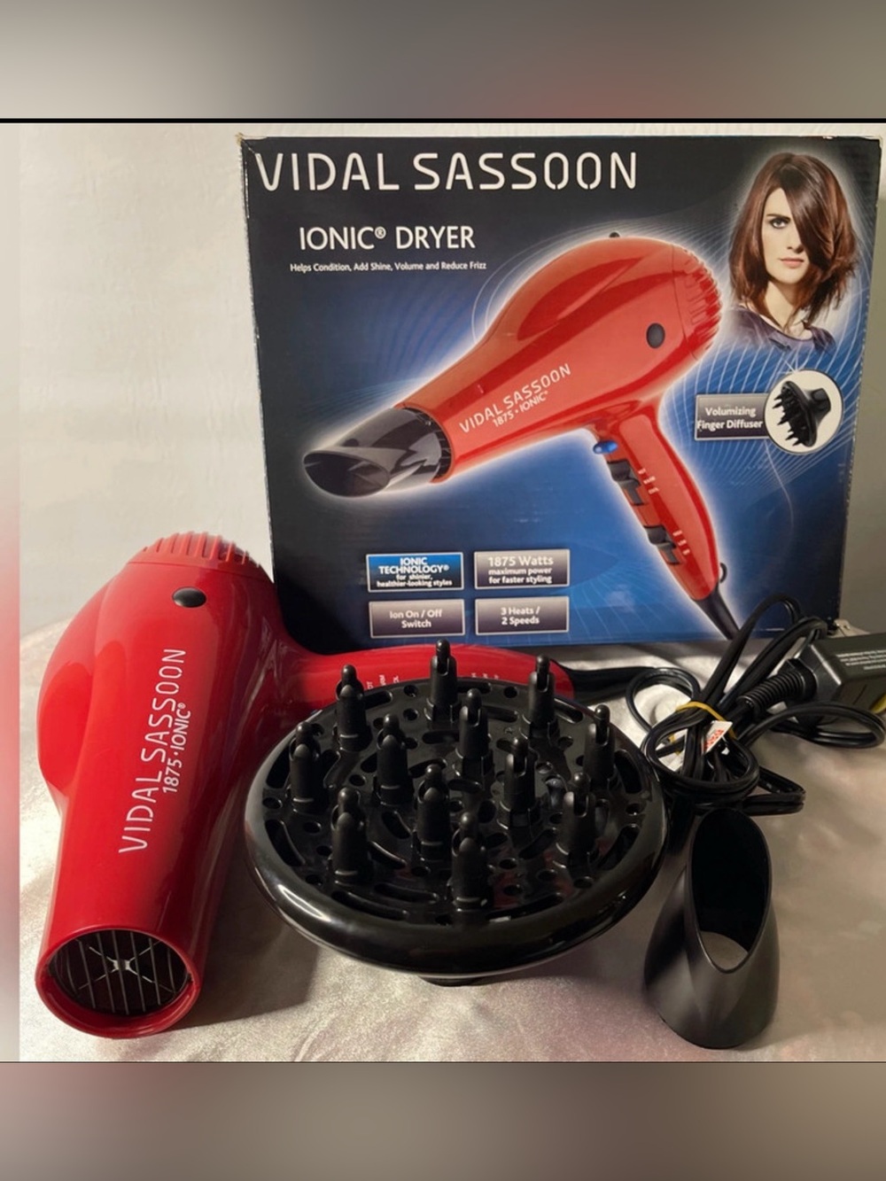 🌙✨ Vidal Sassoon Red Ionic Hair Dryer with Diffuser